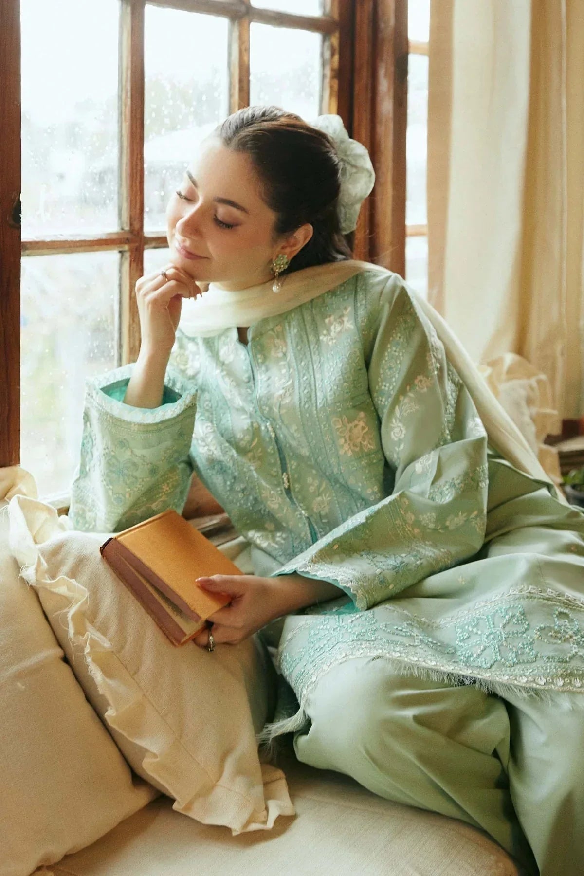 ZS 49-3 Piece - Unstitched Fully Embroided Lawn Fabric
