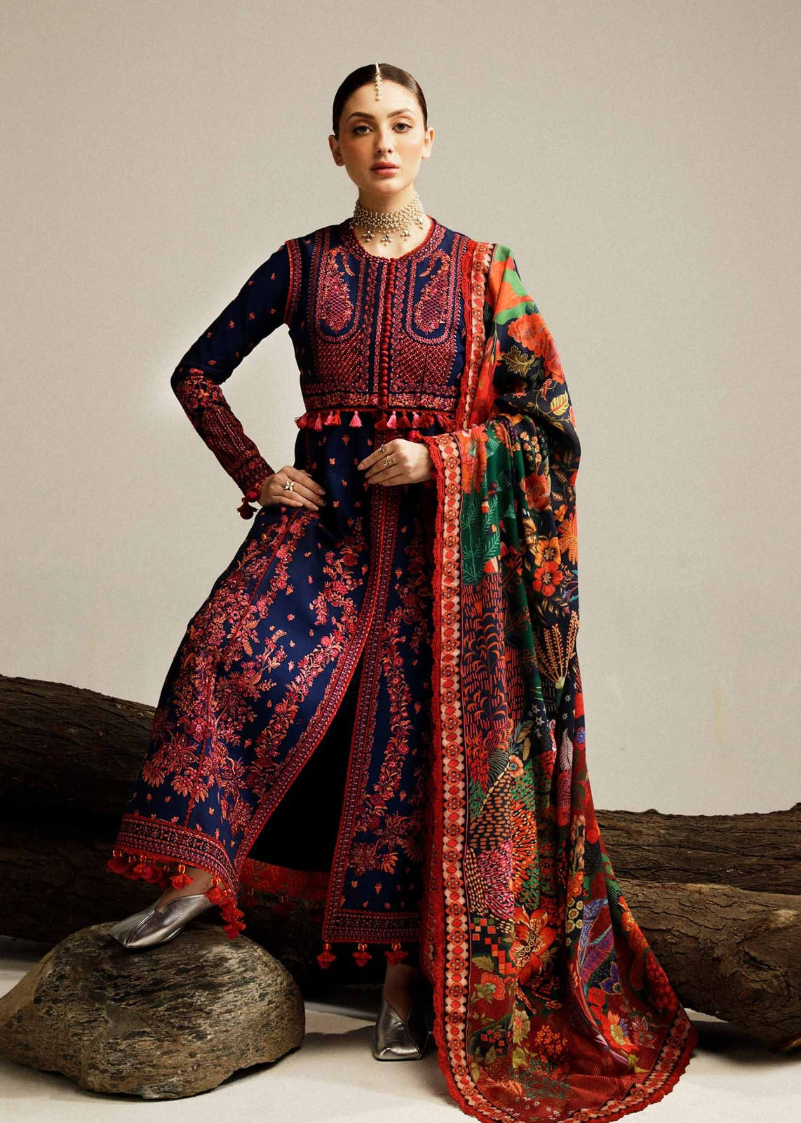 3 Piece - Unstitched Heavy Embroidered Dhanak Fabric HR-570